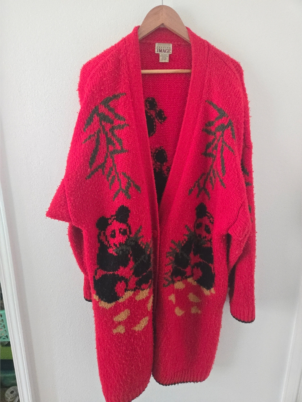 Vintage Panda Oversized Cardigan Red Black Sweater Fitting Images Womens 24/26